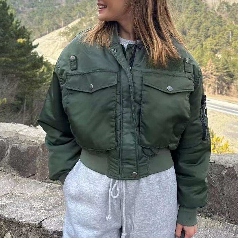 Bomber Curta Army Vibe